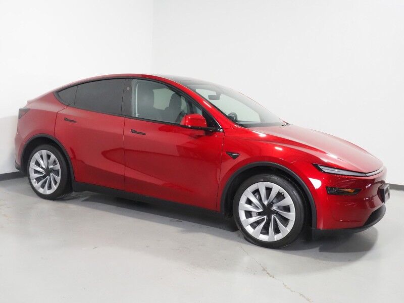 2026 Tesla Model Y Long Range AWD *AUTOPILOT, NAVIGATION, SAFETY ALERTS, ADAPTIVE CRUISE, AUTOMATIC PARKING, SURROUND CAMERAS, PANORAMA GLASS ROOF, CLIMATE SEATS, HEATED STEERING, 20 INCH HELIX WHEELS, WIRELESS CHARGING