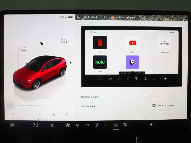 2026 Tesla Model Y Long Range AWD *AUTOPILOT, NAVIGATION, SAFETY ALERTS, ADAPTIVE CRUISE, AUTOMATIC PARKING, SURROUND CAMERAS, PANORAMA GLASS ROOF, CLIMATE SEATS, HEATED STEERING, 20 INCH HELIX WHEELS, WIRELESS CHARGING Round Rock TX