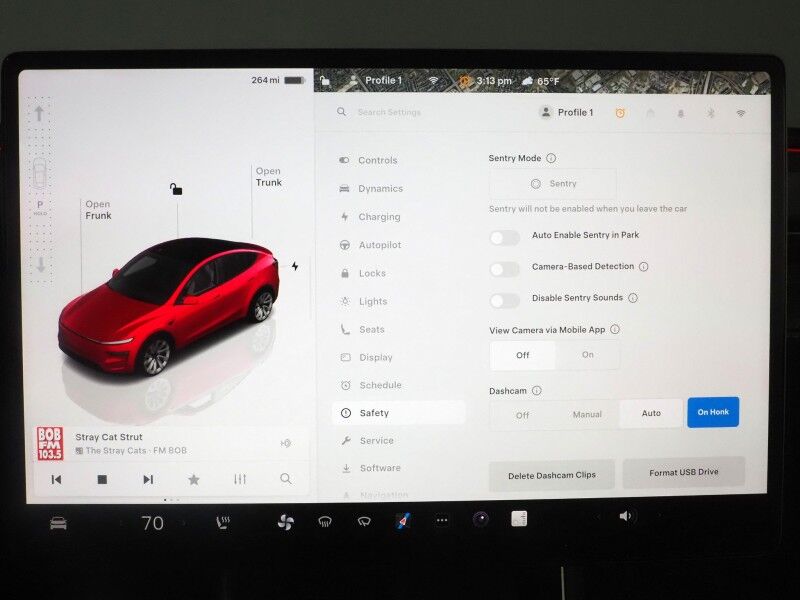 2026 Tesla Model Y Long Range AWD *AUTOPILOT, NAVIGATION, SAFETY ALERTS, ADAPTIVE CRUISE, AUTOMATIC PARKING, SURROUND CAMERAS, PANORAMA GLASS ROOF, CLIMATE SEATS, HEATED STEERING, 20 INCH HELIX WHEELS, WIRELESS CHARGING Round Rock TX