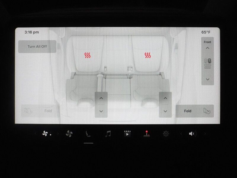 2026 Tesla Model Y Long Range AWD *AUTOPILOT, NAVIGATION, SAFETY ALERTS, ADAPTIVE CRUISE, AUTOMATIC PARKING, SURROUND CAMERAS, PANORAMA GLASS ROOF, CLIMATE SEATS, HEATED STEERING, 20 INCH HELIX WHEELS, WIRELESS CHARGING Round Rock TX