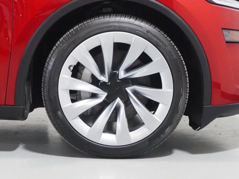 2026 Tesla Model Y Long Range AWD *AUTOPILOT, NAVIGATION, SAFETY ALERTS, ADAPTIVE CRUISE, AUTOMATIC PARKING, SURROUND CAMERAS, PANORAMA GLASS ROOF, CLIMATE SEATS, HEATED STEERING, 20 INCH HELIX WHEELS, WIRELESS CHARGING Round Rock TX