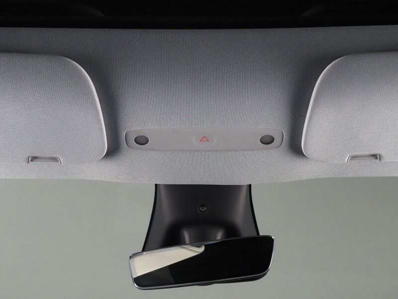 2026 Tesla Model Y Long Range AWD *AUTOPILOT, NAVIGATION, SAFETY ALERTS, ADAPTIVE CRUISE, AUTOMATIC PARKING, SURROUND CAMERAS, PANORAMA GLASS ROOF, CLIMATE SEATS, HEATED STEERING, WIRELESS CHARGING Round Rock TX