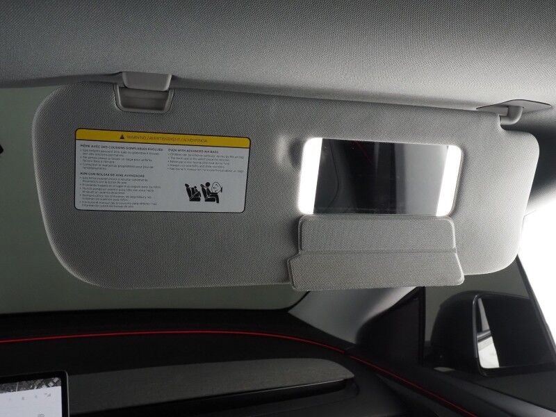 2026 Tesla Model Y Long Range AWD *AUTOPILOT, NAVIGATION, SAFETY ALERTS, ADAPTIVE CRUISE, AUTOMATIC PARKING, SURROUND CAMERAS, PANORAMA GLASS ROOF, CLIMATE SEATS, HEATED STEERING, WIRELESS CHARGING Round Rock TX