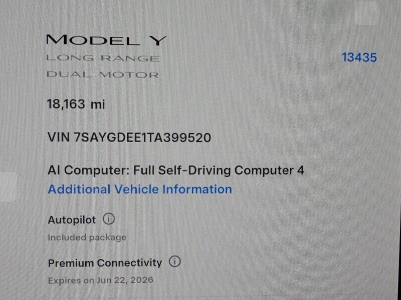 2026 Tesla Model Y Long Range AWD *AUTOPILOT, NAVIGATION, SAFETY ALERTS, ADAPTIVE CRUISE, AUTOMATIC PARKING, SURROUND CAMERAS, PANORAMA GLASS ROOF, CLIMATE SEATS, HEATED STEERING, WIRELESS CHARGING Round Rock TX
