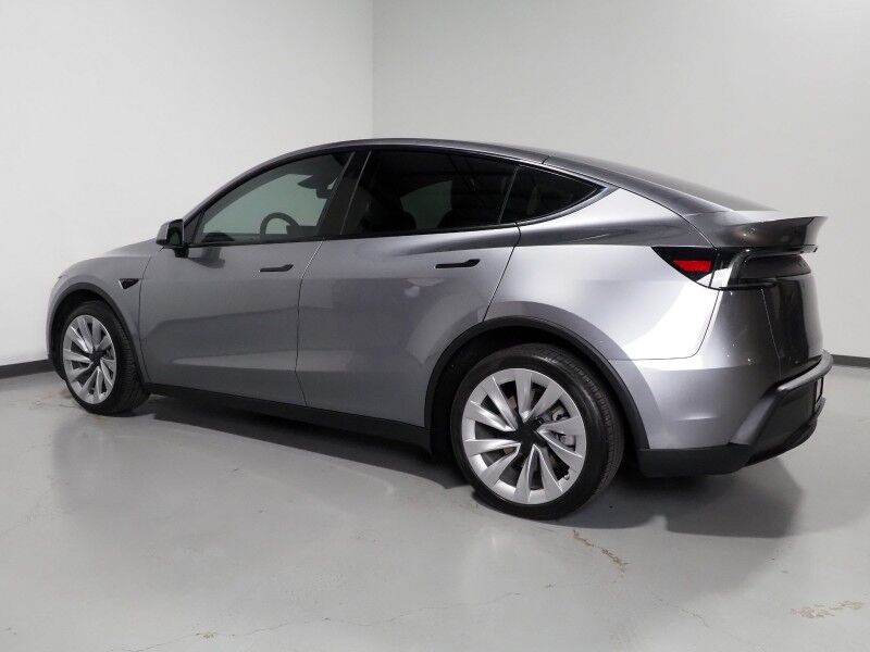 2026 Tesla Model Y Long Range AWD *AUTOPILOT, NAVIGATION, SAFETY ALERTS, ADAPTIVE CRUISE, AUTOMATIC PARKING, SURROUND CAMERAS, PANORAMA GLASS ROOF, CLIMATE SEATS, HEATED STEERING, WIRELESS CHARGING Round Rock TX