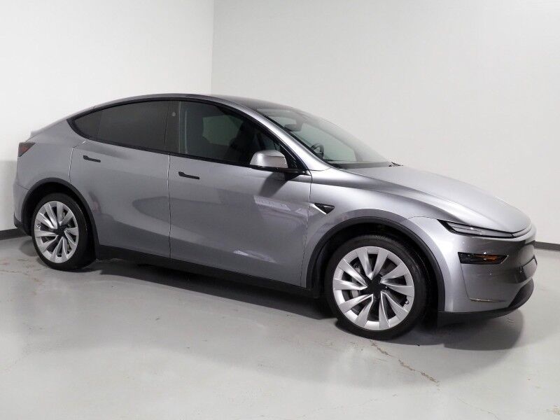 2026 Tesla Model Y Long Range AWD *AUTOPILOT, NAVIGATION, SAFETY ALERTS, ADAPTIVE CRUISE, AUTOMATIC PARKING, SURROUND CAMERAS, PANORAMA GLASS ROOF, CLIMATE SEATS, HEATED STEERING, WIRELESS CHARGING