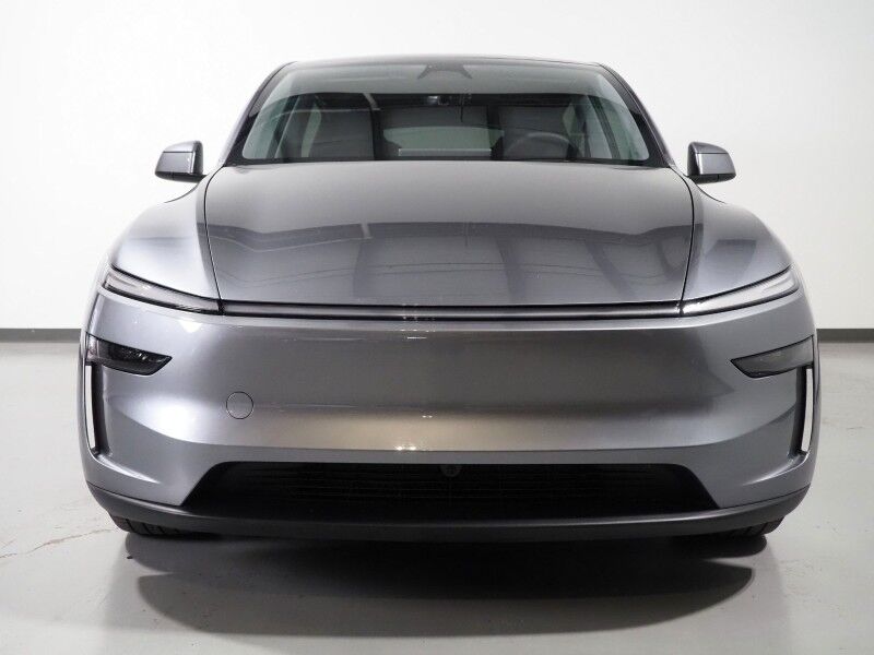 2026 Tesla Model Y Long Range AWD *AUTOPILOT, NAVIGATION, SAFETY ALERTS, ADAPTIVE CRUISE, AUTOMATIC PARKING, SURROUND CAMERAS, PANORAMA GLASS ROOF, CLIMATE SEATS, HEATED STEERING, WIRELESS CHARGING Round Rock TX