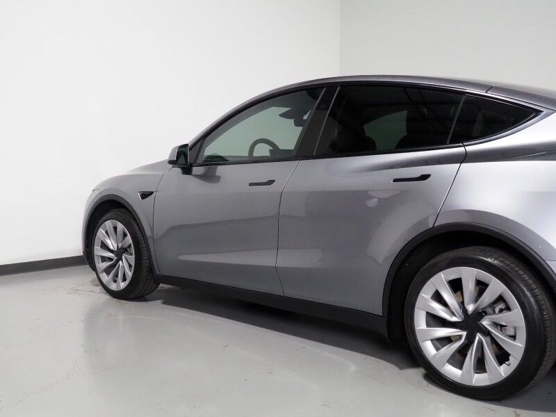 2026 Tesla Model Y Long Range AWD *AUTOPILOT, NAVIGATION, SAFETY ALERTS, ADAPTIVE CRUISE, AUTOMATIC PARKING, SURROUND CAMERAS, PANORAMA GLASS ROOF, CLIMATE SEATS, HEATED STEERING, WIRELESS CHARGING Round Rock TX