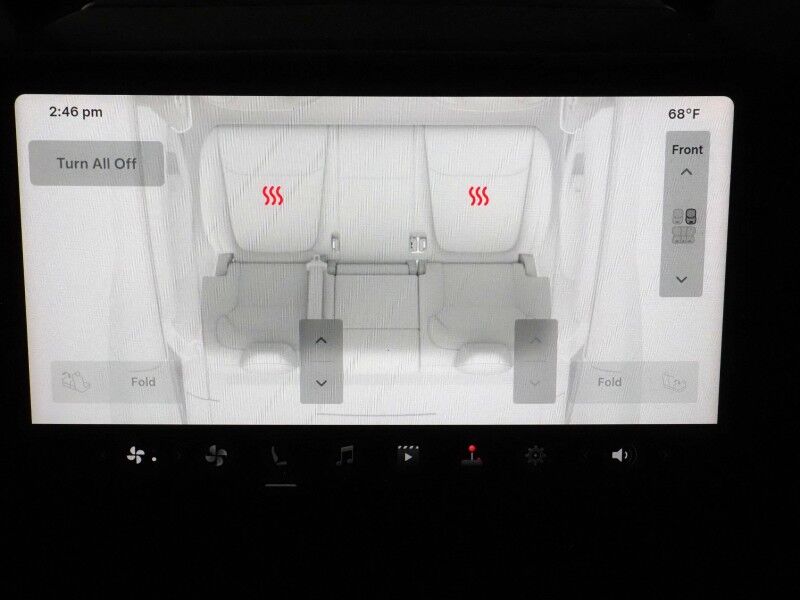 2026 Tesla Model Y Long Range AWD *AUTOPILOT, NAVIGATION, SAFETY ALERTS, ADAPTIVE CRUISE, AUTOMATIC PARKING, SURROUND CAMERAS, PANORAMA GLASS ROOF, CLIMATE SEATS, HEATED STEERING, WIRELESS CHARGING Round Rock TX