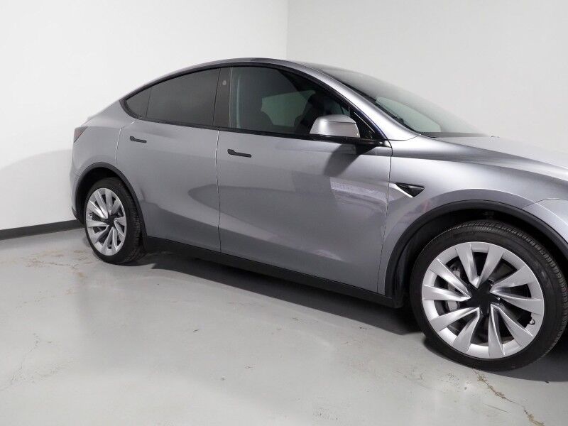 2026 Tesla Model Y Long Range AWD *AUTOPILOT, NAVIGATION, SAFETY ALERTS, ADAPTIVE CRUISE, AUTOMATIC PARKING, SURROUND CAMERAS, PANORAMA GLASS ROOF, CLIMATE SEATS, HEATED STEERING, WIRELESS CHARGING Round Rock TX