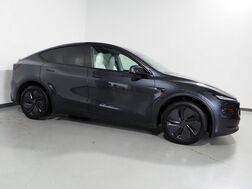 2026_Tesla_Model Y Long Range AWD_*AUTOPILOT, NAVIGATION, SAFETY ALERTS, ADAPTIVE CRUISE, AUTOMATIC PARKING, SURROUND CAMERAS, PANORAMA GLASS ROOF, CLIMATE SEATS, HEATED STEERING, WIRELESS CHARGING_ Round Rock TX