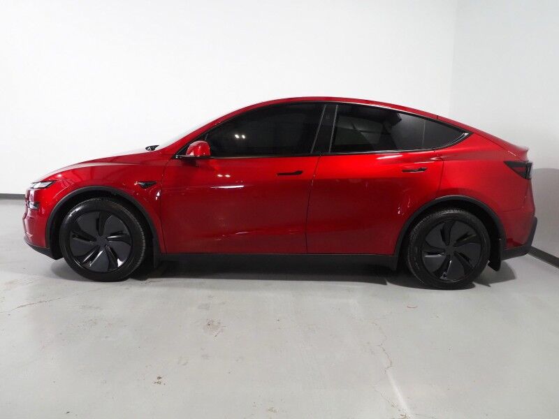 2026 Tesla Model Y Long Range AWD *AUTOPILOT, NAVIGATION, SAFETY ALERTS, ADAPTIVE CRUISE, AUTOMATIC PARKING, SURROUND CAMERAS, PANORAMA GLASS ROOF, CLIMATE SEATS, HEATED STEERING, WIRELESS CHARGING Round Rock TX