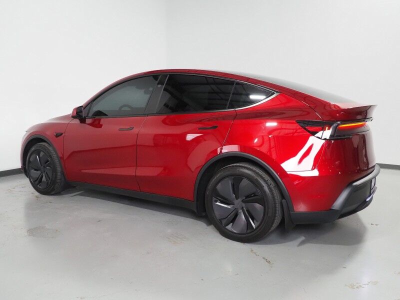 2026 Tesla Model Y Long Range AWD *AUTOPILOT, NAVIGATION, SAFETY ALERTS, ADAPTIVE CRUISE, AUTOMATIC PARKING, SURROUND CAMERAS, PANORAMA GLASS ROOF, CLIMATE SEATS, HEATED STEERING, WIRELESS CHARGING Round Rock TX