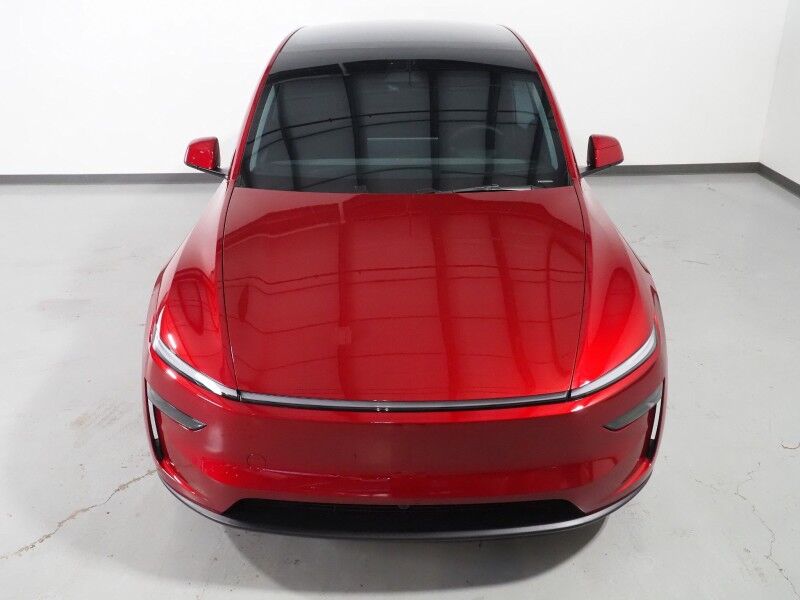 2026 Tesla Model Y Long Range AWD *AUTOPILOT, NAVIGATION, SAFETY ALERTS, ADAPTIVE CRUISE, AUTOMATIC PARKING, SURROUND CAMERAS, PANORAMA GLASS ROOF, CLIMATE SEATS, HEATED STEERING, WIRELESS CHARGING Round Rock TX