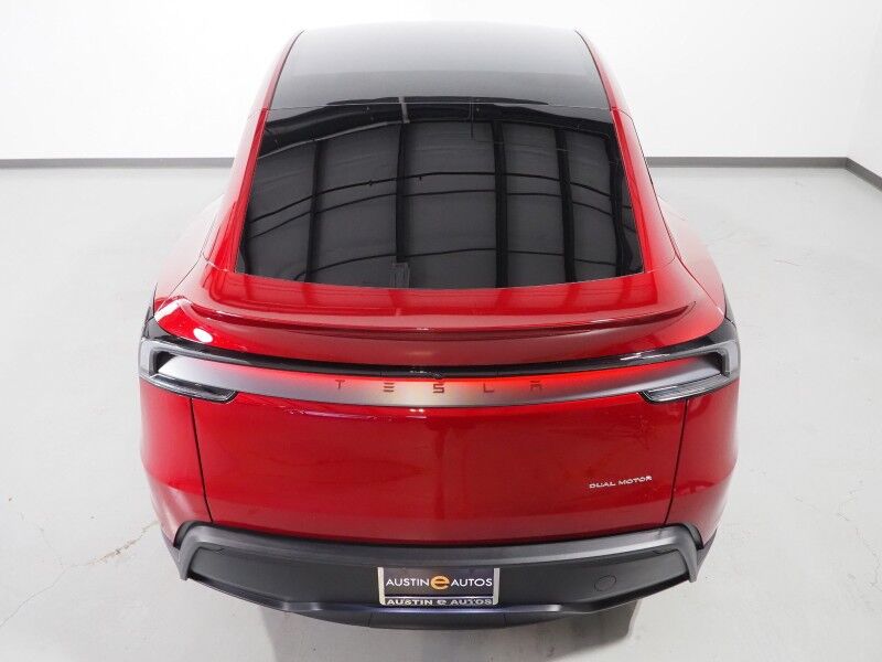 2026 Tesla Model Y Long Range AWD *AUTOPILOT, NAVIGATION, SAFETY ALERTS, ADAPTIVE CRUISE, AUTOMATIC PARKING, SURROUND CAMERAS, PANORAMA GLASS ROOF, CLIMATE SEATS, HEATED STEERING, WIRELESS CHARGING Round Rock TX