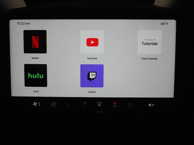 2026 Tesla Model Y Long Range AWD ***JUNIPER*** *AUTOPILOT, NAVIGATION, SAFETY ALERTS, ADAPTIVE CRUISE, AUTOMATIC PARKING, SURROUND CAMERAS, PANORAMA GLASS ROOF, CLIMATE SEATS, HEATED STEERING, WIRELESS CHARGING Round Rock TX
