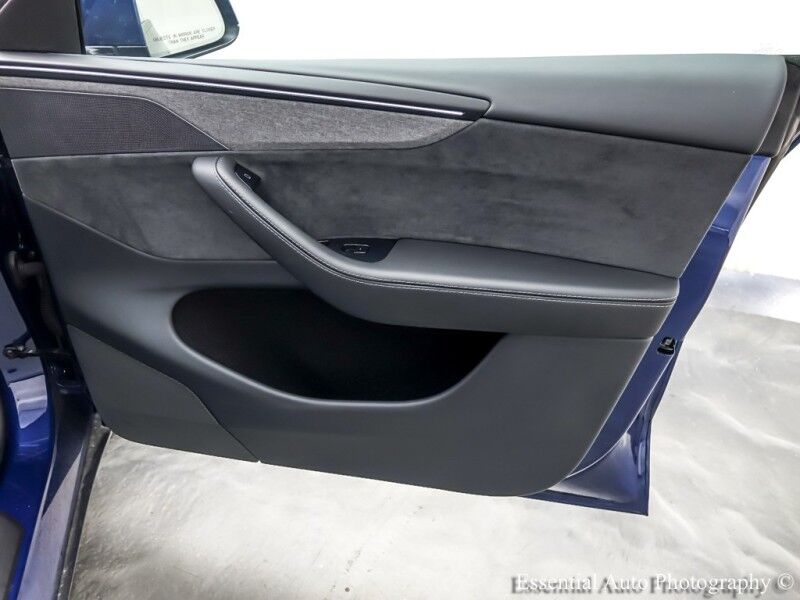 2026 Tesla Model Y Long Range FULL SELF DRIVING Willowbrook IL