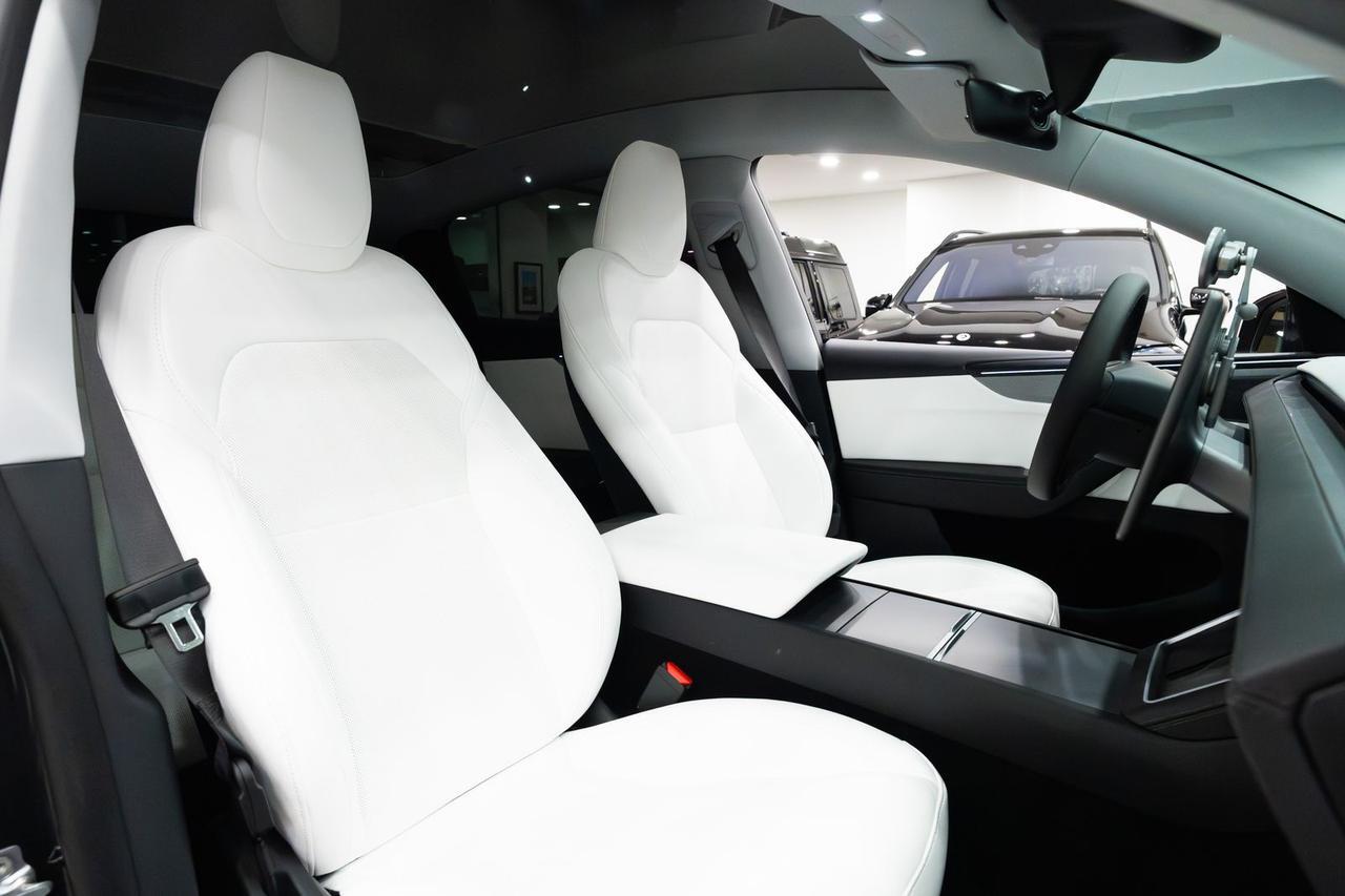 2026 Tesla Model Y Long Range Gladstone OR