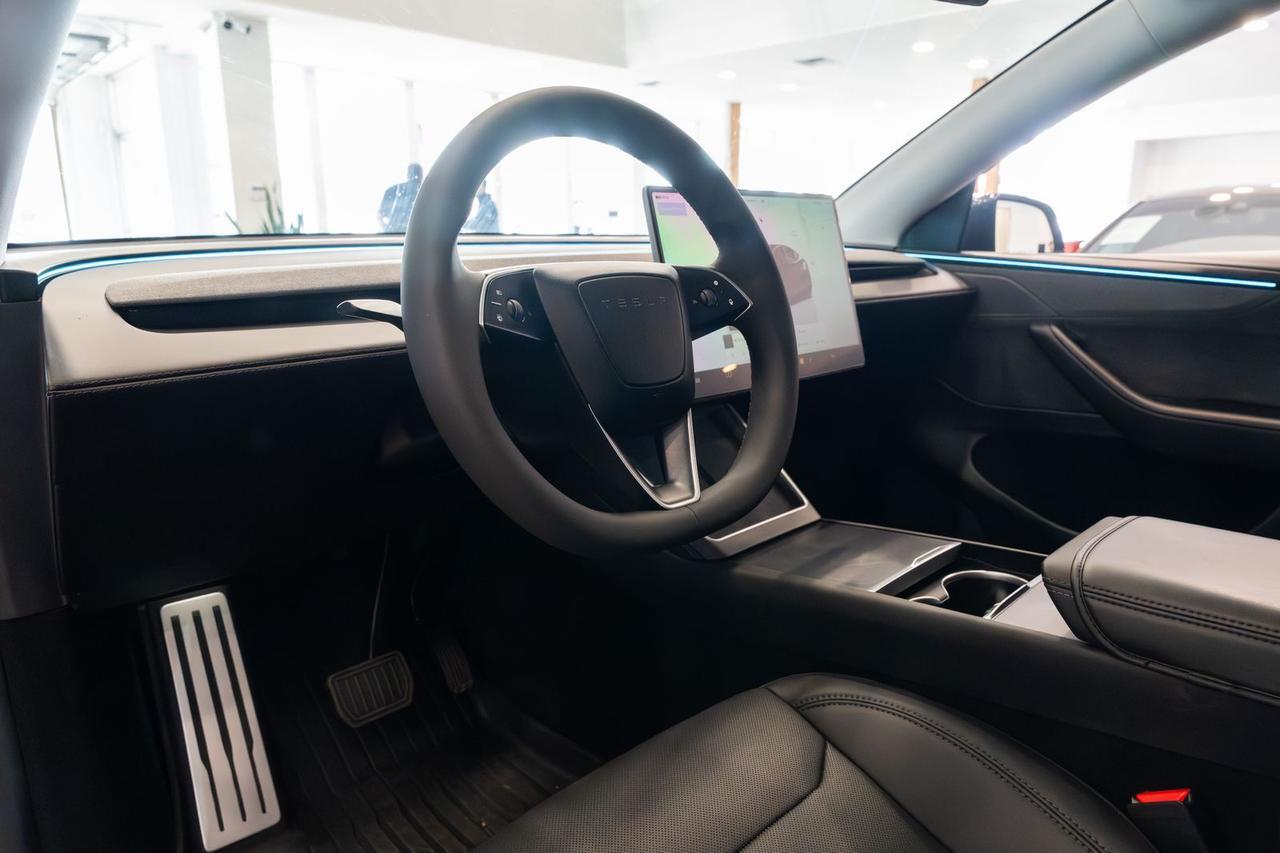 2026 Tesla Model Y Long Range Gladstone OR