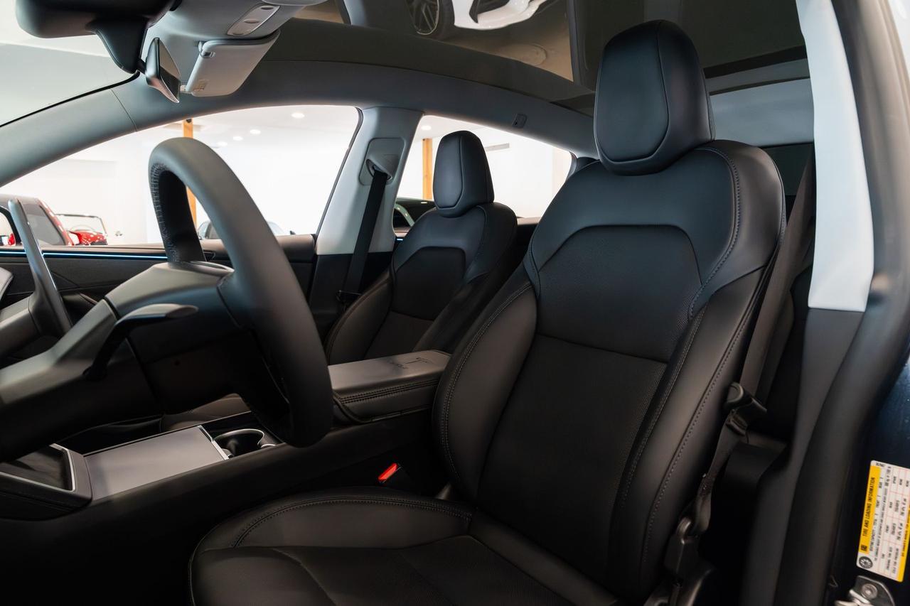 2026 Tesla Model Y Long Range Gladstone OR