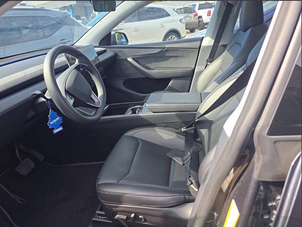 2026 Tesla Model Y Long Range LAUNCH SERIES Willowbrook IL