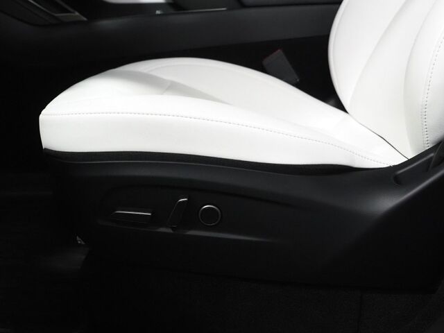 2026 Tesla Model Y Long Range Launch Series AWD *FULL SELF-DRIVING ENABLED, ACCELERATION BOOST, AUTOPILOT, NAVIGATION, SAFETY ALERTS, ADAPTIVE CRUISE, SURROUND CAMERAS, PANO GLASS ROOF, CLIMATE SEATS, HEATED STEERING, WIRELESS CHARGING Round Rock TX