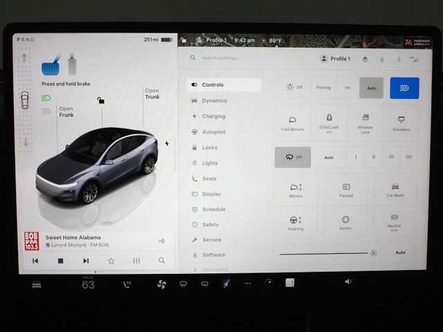 2026 Tesla Model Y Long Range Launch Series AWD *FULL SELF-DRIVING ENABLED, ACCELERATION BOOST, AUTOPILOT, NAVIGATION, SAFETY ALERTS, ADAPTIVE CRUISE, SURROUND CAMERAS, PANO GLASS ROOF, CLIMATE SEATS, HEATED STEERING, WIRELESS CHARGING Round Rock TX