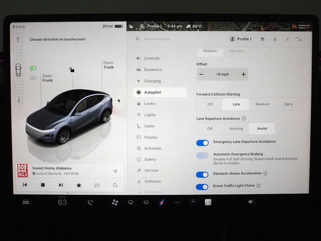 2026 Tesla Model Y Long Range Launch Series AWD *FULL SELF-DRIVING ENABLED, ACCELERATION BOOST, AUTOPILOT, NAVIGATION, SAFETY ALERTS, ADAPTIVE CRUISE, SURROUND CAMERAS, PANO GLASS ROOF, CLIMATE SEATS, HEATED STEERING, WIRELESS CHARGING Round Rock TX