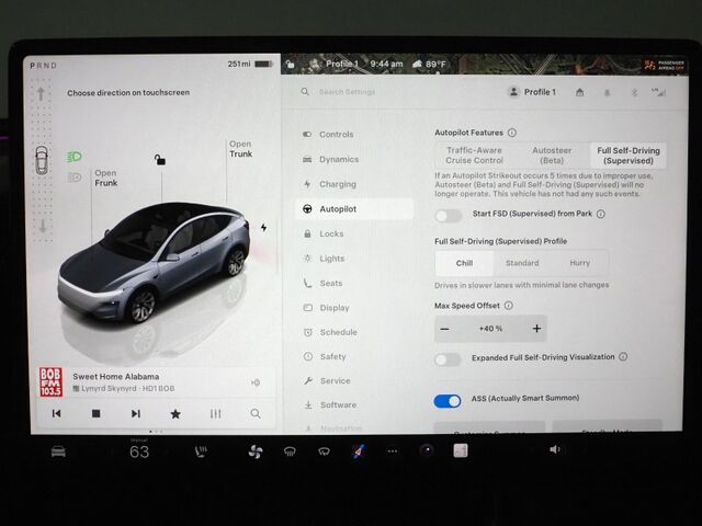 2026 Tesla Model Y Long Range Launch Series AWD *FULL SELF-DRIVING ENABLED, ACCELERATION BOOST, AUTOPILOT, NAVIGATION, SAFETY ALERTS, ADAPTIVE CRUISE, SURROUND CAMERAS, PANO GLASS ROOF, CLIMATE SEATS, HEATED STEERING, WIRELESS CHARGING Round Rock TX