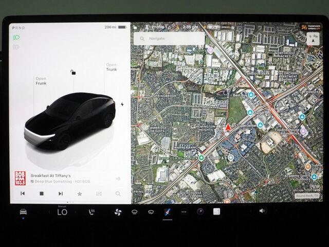 2026 Tesla Model Y Long Range RWD Juniper *AUTOPILOT, NAVIGATION, SAFETY ALERTS, ADAPTIVE CRUISE, AUTOMATIC PARKING, SURROUND CAMERAS, PANORAMA GLASS ROOF, CLIMATE SEATS, HEATED STEERING, WIRELESS CHARGING Round Rock TX