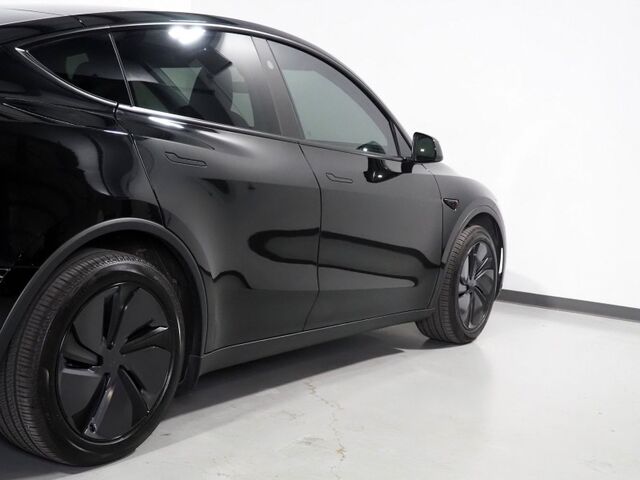 2026 Tesla Model Y Long Range RWD Juniper *AUTOPILOT, NAVIGATION, SAFETY ALERTS, ADAPTIVE CRUISE, AUTOMATIC PARKING, SURROUND CAMERAS, PANORAMA GLASS ROOF, CLIMATE SEATS, HEATED STEERING, WIRELESS CHARGING Round Rock TX