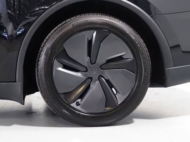 2026 Tesla Model Y Long Range RWD Juniper *AUTOPILOT, NAVIGATION, SAFETY ALERTS, ADAPTIVE CRUISE, AUTOMATIC PARKING, SURROUND CAMERAS, PANORAMA GLASS ROOF, CLIMATE SEATS, HEATED STEERING, WIRELESS CHARGING Round Rock TX