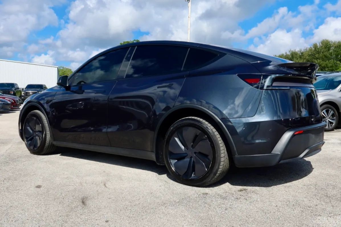2026 Tesla Model Y Long Range Sport Utility 4D Maitland FL