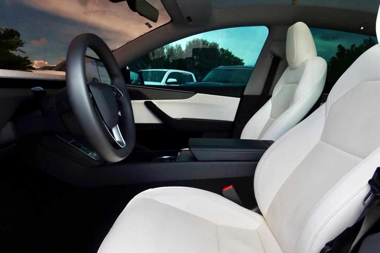 2026 Tesla Model Y Long Range Sport Utility 4D Maitland FL