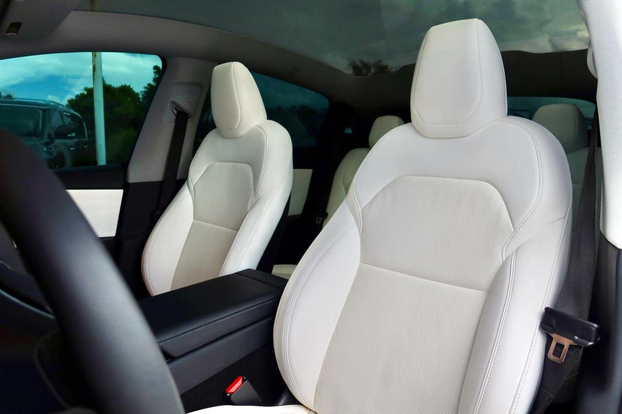 2026 Tesla Model Y Long Range Sport Utility 4D Maitland FL