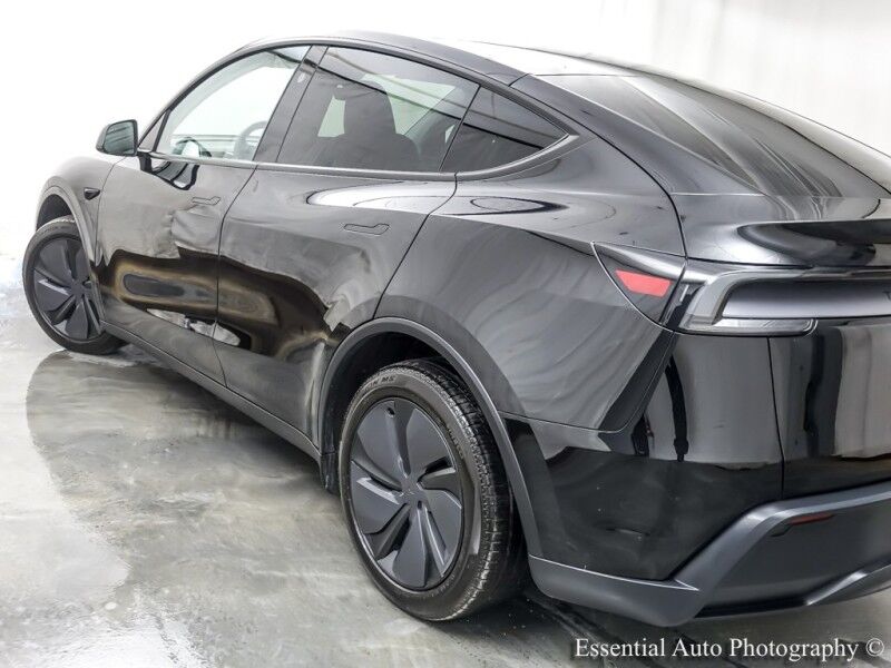 2026 Tesla Model Y Long Range Willowbrook IL