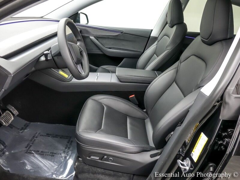 2026 Tesla Model Y Long Range Willowbrook IL