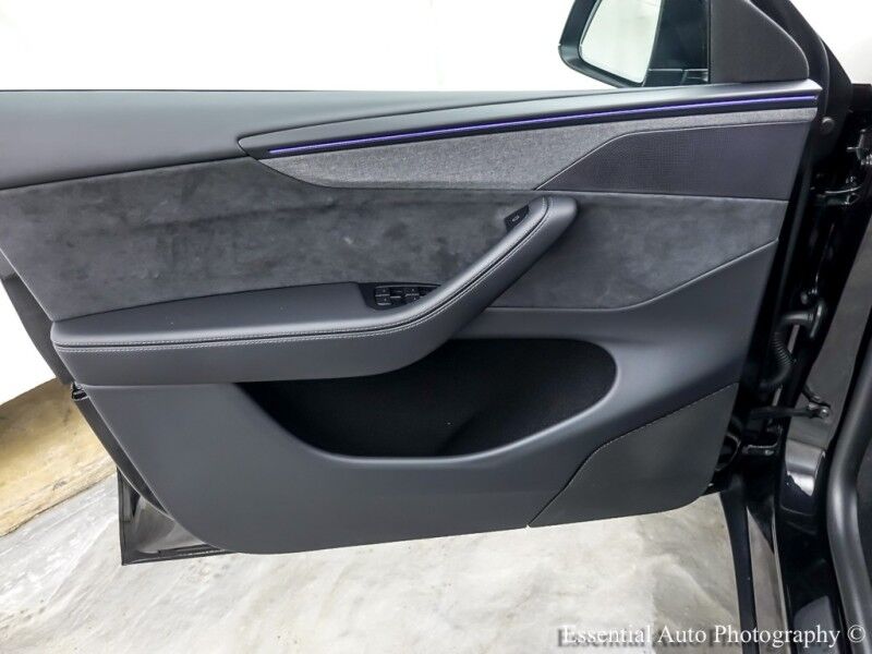 2026 Tesla Model Y Long Range Willowbrook IL