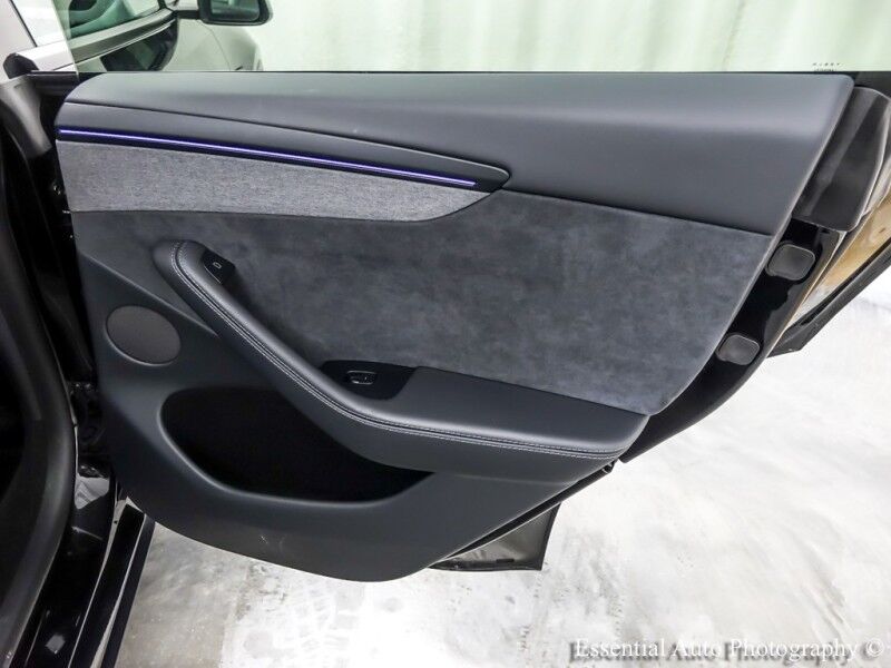 2026 Tesla Model Y Long Range Willowbrook IL