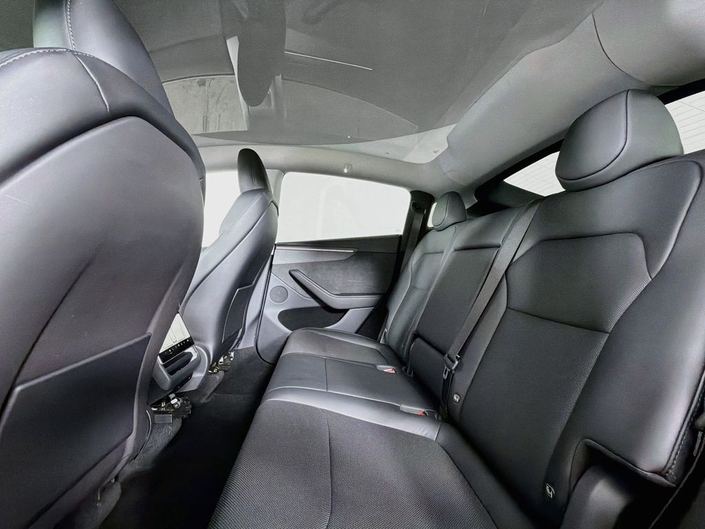 2026 Tesla Model Y Long Range Willowbrook IL