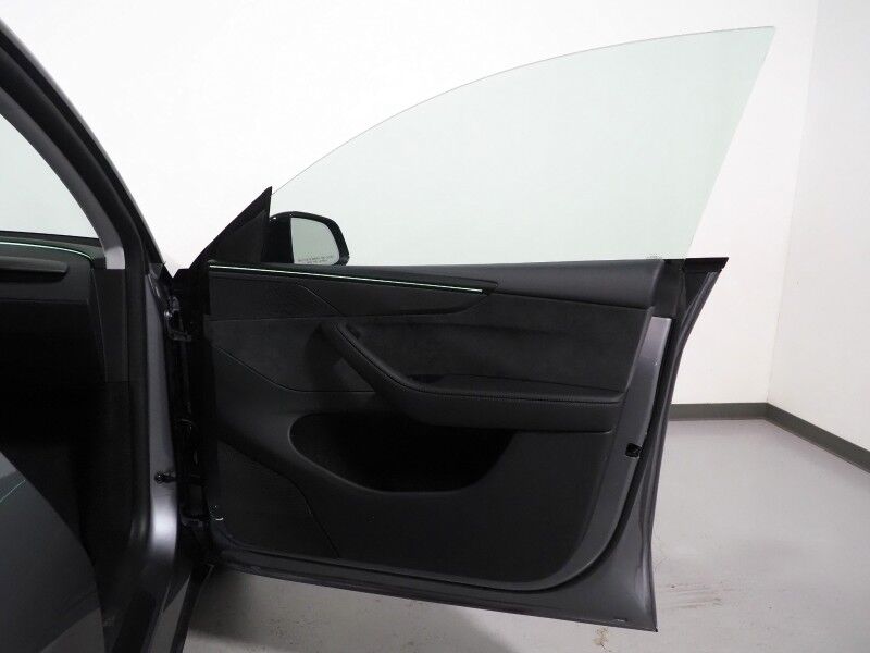 2026 Tesla Model Y Performance AWD *AUTOPILOT, NAVIGATION, SAFETY ALERTS, ADAPTIVE CRUISE, AUTOMATIC PARKING, SURROUND CAMERAS, PANORAMA GLASS ROOF, CLIMATE SEATS, HEATED STEERING, 21 INCH ARACHNID WHEELS, WIRELESS CHARGING Round Rock TX