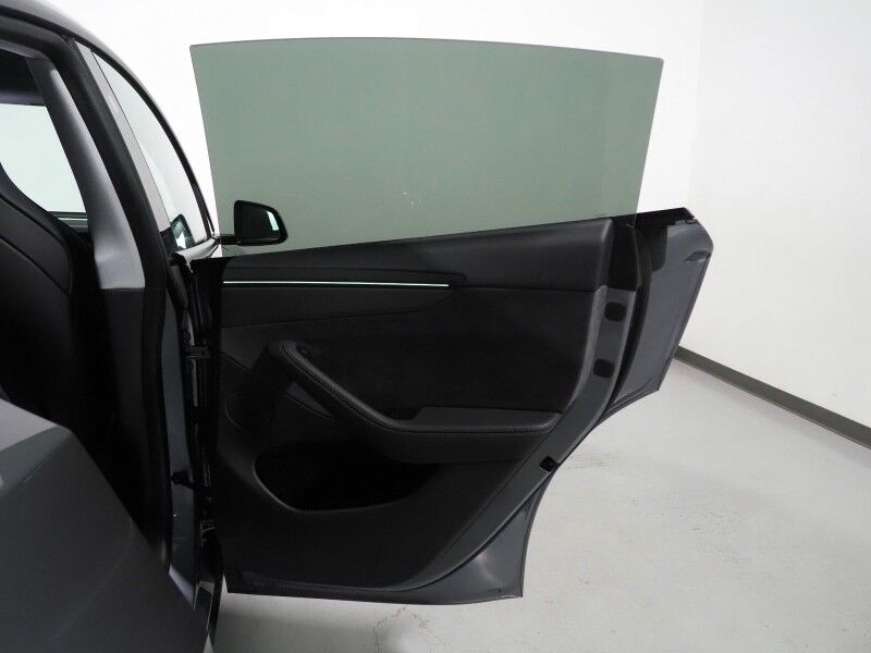 2026 Tesla Model Y Performance AWD *AUTOPILOT, NAVIGATION, SAFETY ALERTS, ADAPTIVE CRUISE, AUTOMATIC PARKING, SURROUND CAMERAS, PANORAMA GLASS ROOF, CLIMATE SEATS, HEATED STEERING, 21 INCH ARACHNID WHEELS, WIRELESS CHARGING Round Rock TX