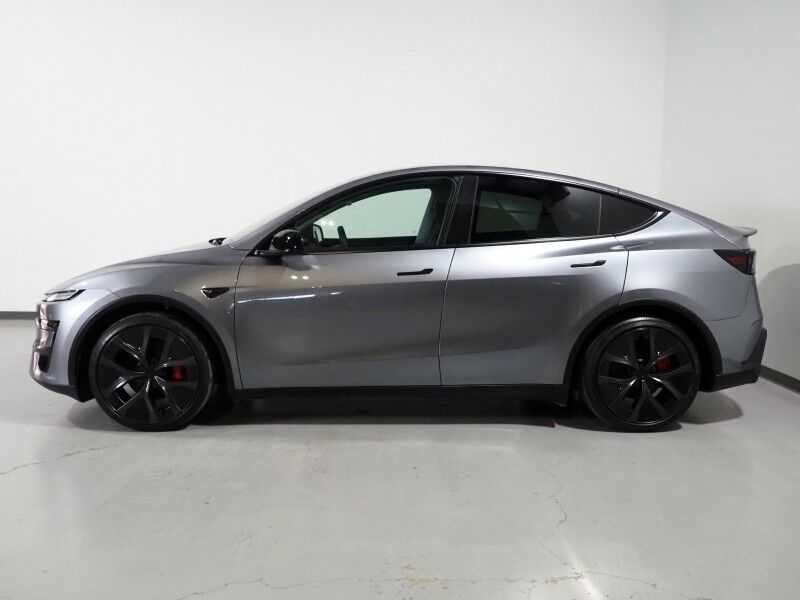 2026 Tesla Model Y Performance AWD *AUTOPILOT, NAVIGATION, SAFETY ALERTS, ADAPTIVE CRUISE, AUTOMATIC PARKING, SURROUND CAMERAS, PANORAMA GLASS ROOF, CLIMATE SEATS, HEATED STEERING, 21 INCH ARACHNID WHEELS, WIRELESS CHARGING Round Rock TX