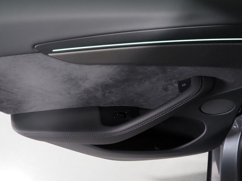 2026 Tesla Model Y Performance AWD *AUTOPILOT, NAVIGATION, SAFETY ALERTS, ADAPTIVE CRUISE, AUTOMATIC PARKING, SURROUND CAMERAS, PANORAMA GLASS ROOF, CLIMATE SEATS, HEATED STEERING, 21 INCH ARACHNID WHEELS, WIRELESS CHARGING Round Rock TX