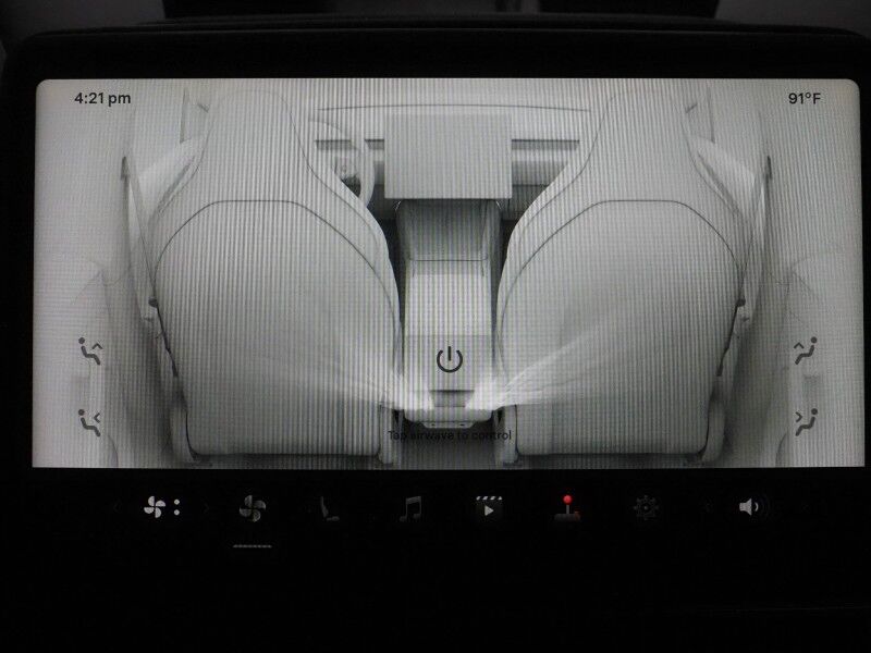 2026 Tesla Model Y Performance AWD *AUTOPILOT, NAVIGATION, SAFETY ALERTS, ADAPTIVE CRUISE, AUTOMATIC PARKING, SURROUND CAMERAS, PANORAMA GLASS ROOF, CLIMATE SEATS, HEATED STEERING, 21 INCH ARACHNID WHEELS, WIRELESS CHARGING Round Rock TX