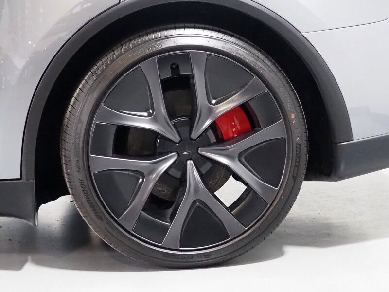 2026 Tesla Model Y Performance AWD *AUTOPILOT, NAVIGATION, SAFETY ALERTS, ADAPTIVE CRUISE, AUTOMATIC PARKING, SURROUND CAMERAS, PANORAMA GLASS ROOF, CLIMATE SEATS, HEATED STEERING, 21 INCH ARACHNID WHEELS, WIRELESS CHARGING Round Rock TX