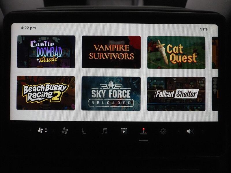 2026 Tesla Model Y Performance AWD *AUTOPILOT, NAVIGATION, SAFETY ALERTS, ADAPTIVE CRUISE, AUTOMATIC PARKING, SURROUND CAMERAS, PANORAMA GLASS ROOF, CLIMATE SEATS, HEATED STEERING, 21 INCH ARACHNID WHEELS, WIRELESS CHARGING Round Rock TX