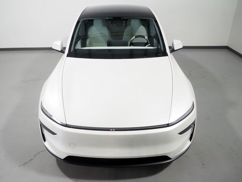 2026 Tesla Model Y Premium AWD *AUTOPILOT, NAVIGATION, SAFETY ALERTS, ADAPTIVE CRUISE, AUTOMATIC PARKING, SURROUND CAMERAS, PANORAMA GLASS ROOF, CLIMATE SEATS, HEATED STEERING, WIRELESS CHARGING Round Rock TX