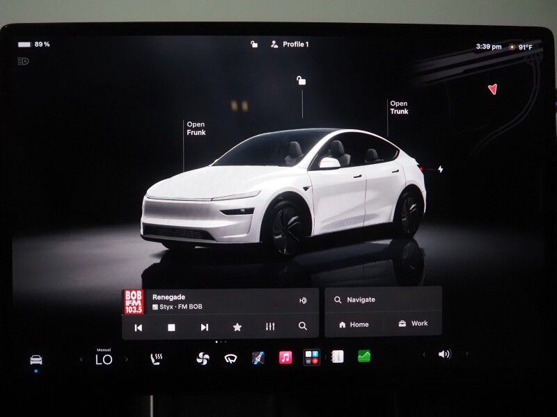 2026 Tesla Model Y Premium AWD *AUTOPILOT, NAVIGATION, SAFETY ALERTS, ADAPTIVE CRUISE, AUTOMATIC PARKING, SURROUND CAMERAS, PANORAMA GLASS ROOF, CLIMATE SEATS, HEATED STEERING, WIRELESS CHARGING Round Rock TX
