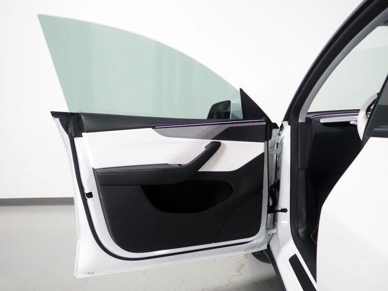 2026 Tesla Model Y Premium AWD *AUTOPILOT, NAVIGATION, SAFETY ALERTS, ADAPTIVE CRUISE, AUTOMATIC PARKING, SURROUND CAMERAS, PANORAMA GLASS ROOF, CLIMATE SEATS, HEATED STEERING, WIRELESS CHARGING Round Rock TX